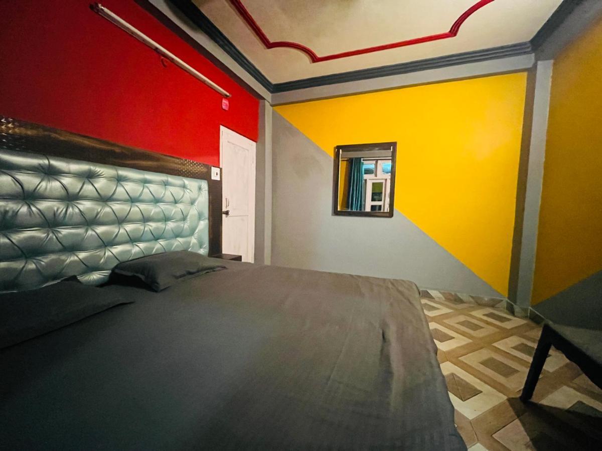Shanti Cafe & Hostels Kasol Exterior foto
