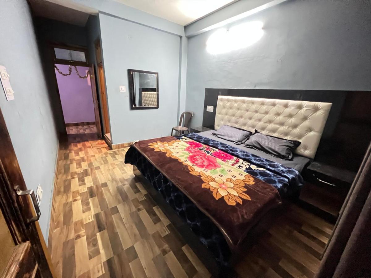 Shanti Cafe & Hostels Kasol Exterior foto
