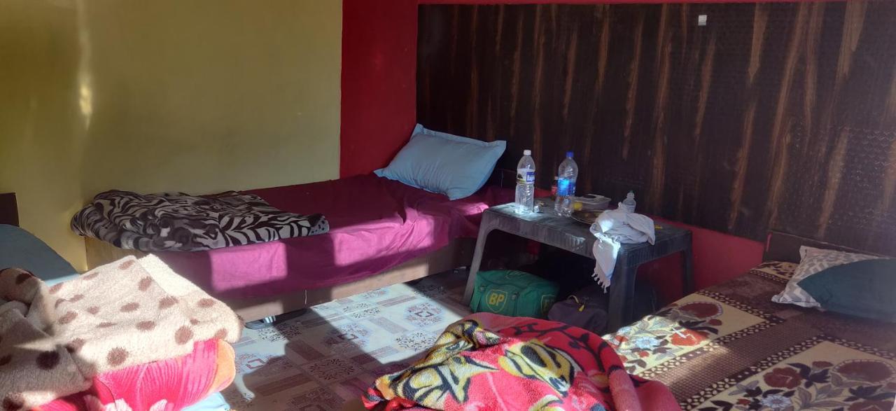 Shanti Cafe & Hostels Kasol Exterior foto