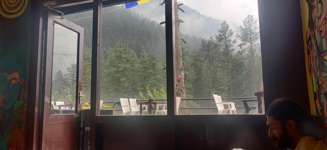Shanti Cafe & Hostels Kasol Exterior foto