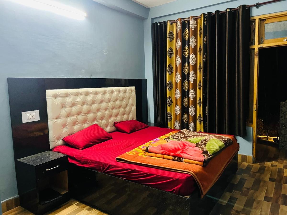 Shanti Cafe & Hostels Kasol Exterior foto
