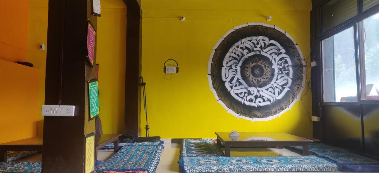 Shanti Cafe & Hostels Kasol Exterior foto